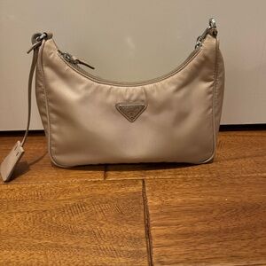 Prada Re-Edition 2005 Re-Nylon bag